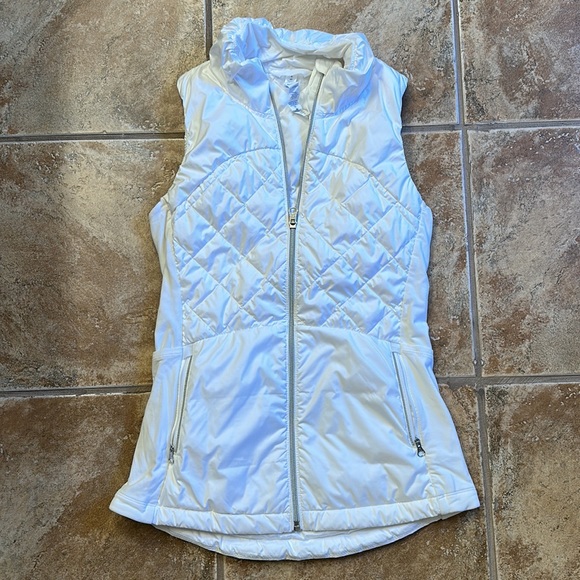 Lululemon Down for a Run Vest white - Picture 3 of 4